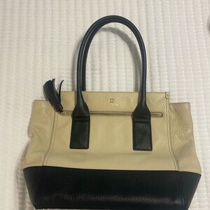 Kate spade tote bag/ purse! Great condition!